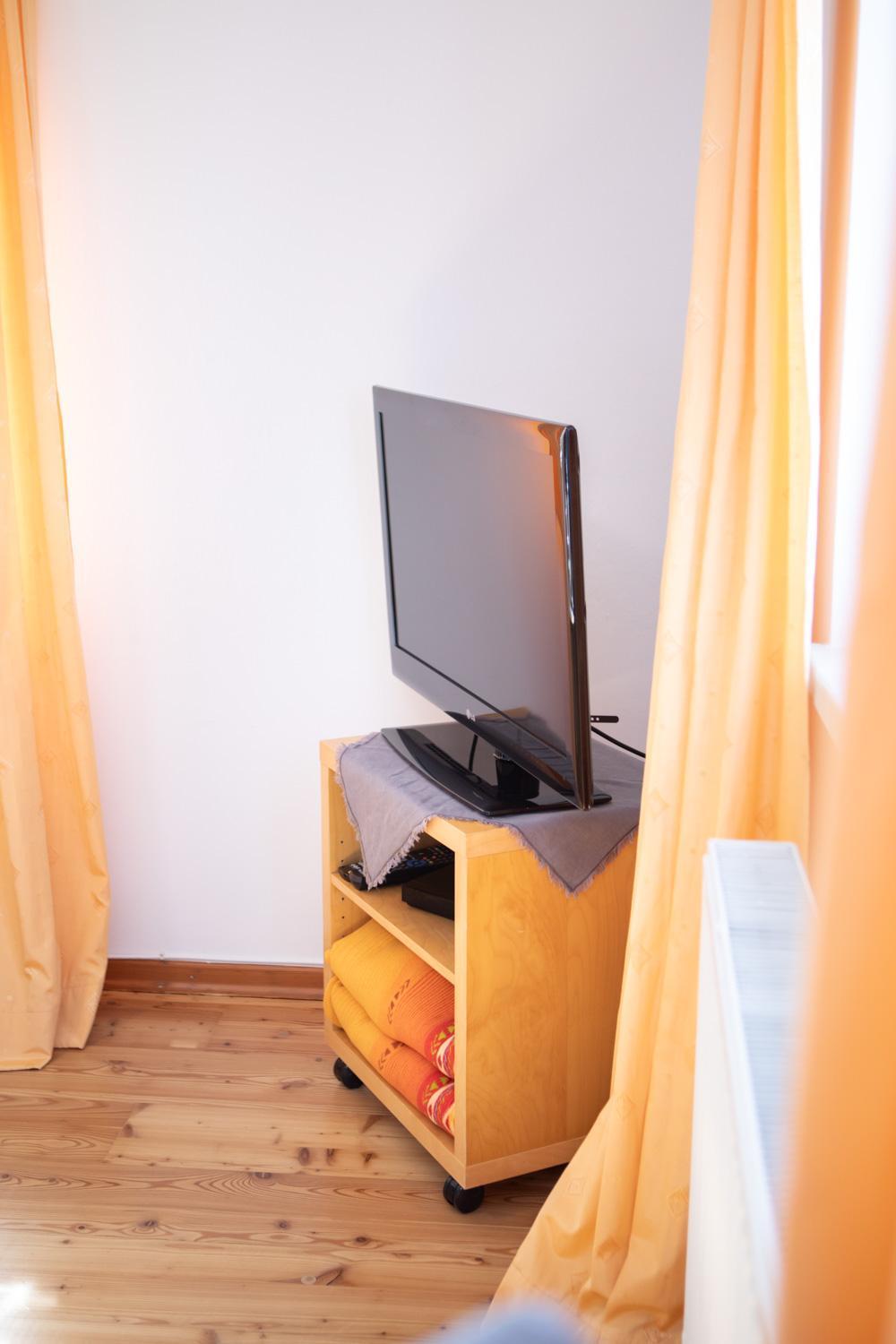 Ferienhaus Nuova Via Griffen エクステリア 写真